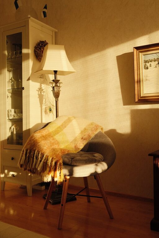 How to Create a Cozy and Inviting Reading Nook at Home