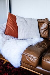Affordable Ways to Create a Cozy and Inviting Living Space